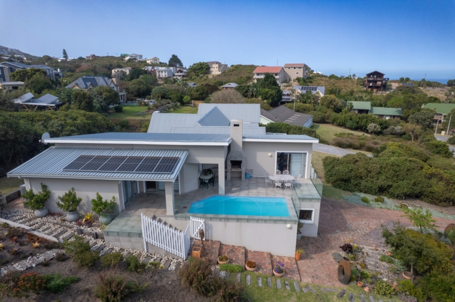 3 Bedroom Property for Sale in Brenton On Sea Western Cape